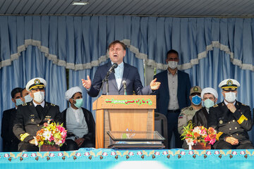 رژه روز ارتش در رشت‎