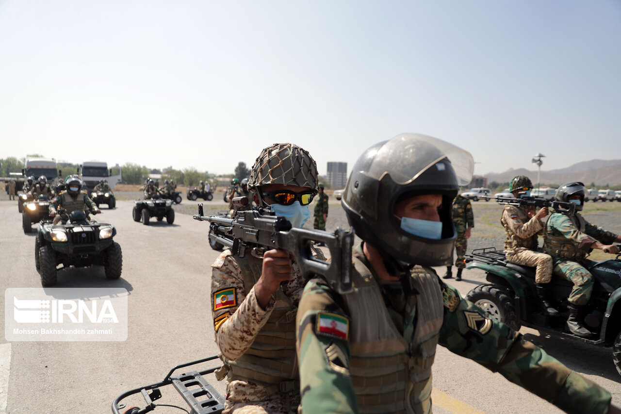  رژه روز ارتش در مشهد به صورت موتوری برگزار می شود