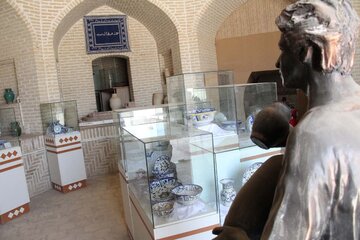 Le musée de la poterie de Meybod