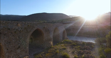 Le pont historique de Pataveh, un héritage de l'époque safavide