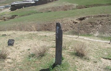 آرامستان تاریخی روستایی "خرخره" بوکان  چشم انتظار ثبت ملی