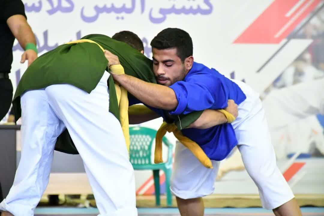 جوان لارستانی ملی پوش کشتی آلیش ایران در مسابقات آسیایی و جهانی شد