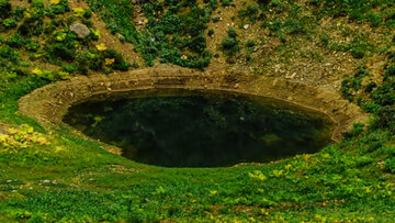 Le lac Kouh Gol dans la province de Kohguiluyeh et BoyerAhmad