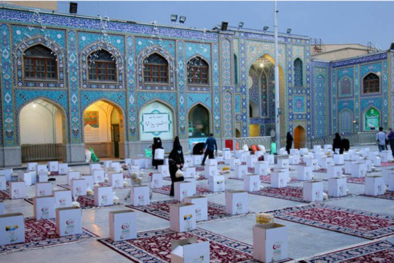 بسته‌های معیشتی به همت آستان عبدالعظیم (ع) بین نیازمندان توزیع شد