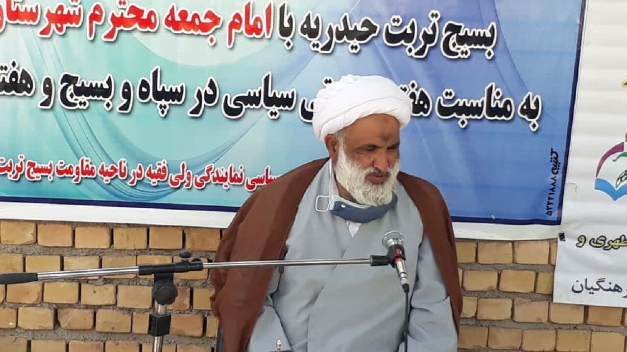 امام جمعه تربت حیدریه: جامعه باید عالم به شرایط زمان باشد