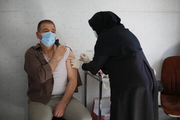۷۵ ساله‌های استان سمنان به زودی علیه کرونا واکسینه می‌شوند