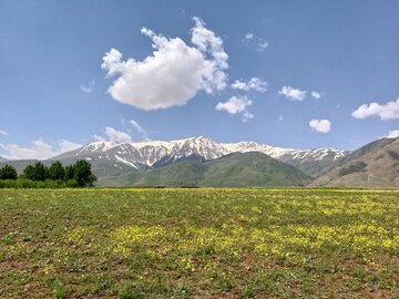 Iran : le mariage de l’hiver et du printemps dans les contreforts des montagnes « Margavar » à Urmia au nord-ouest