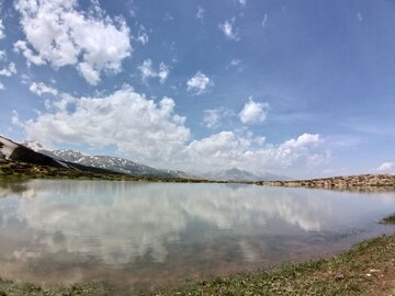 Iran : le mariage de l’hiver et du printemps dans les contreforts des montagnes « Margavar » à Urmia au nord-ouest