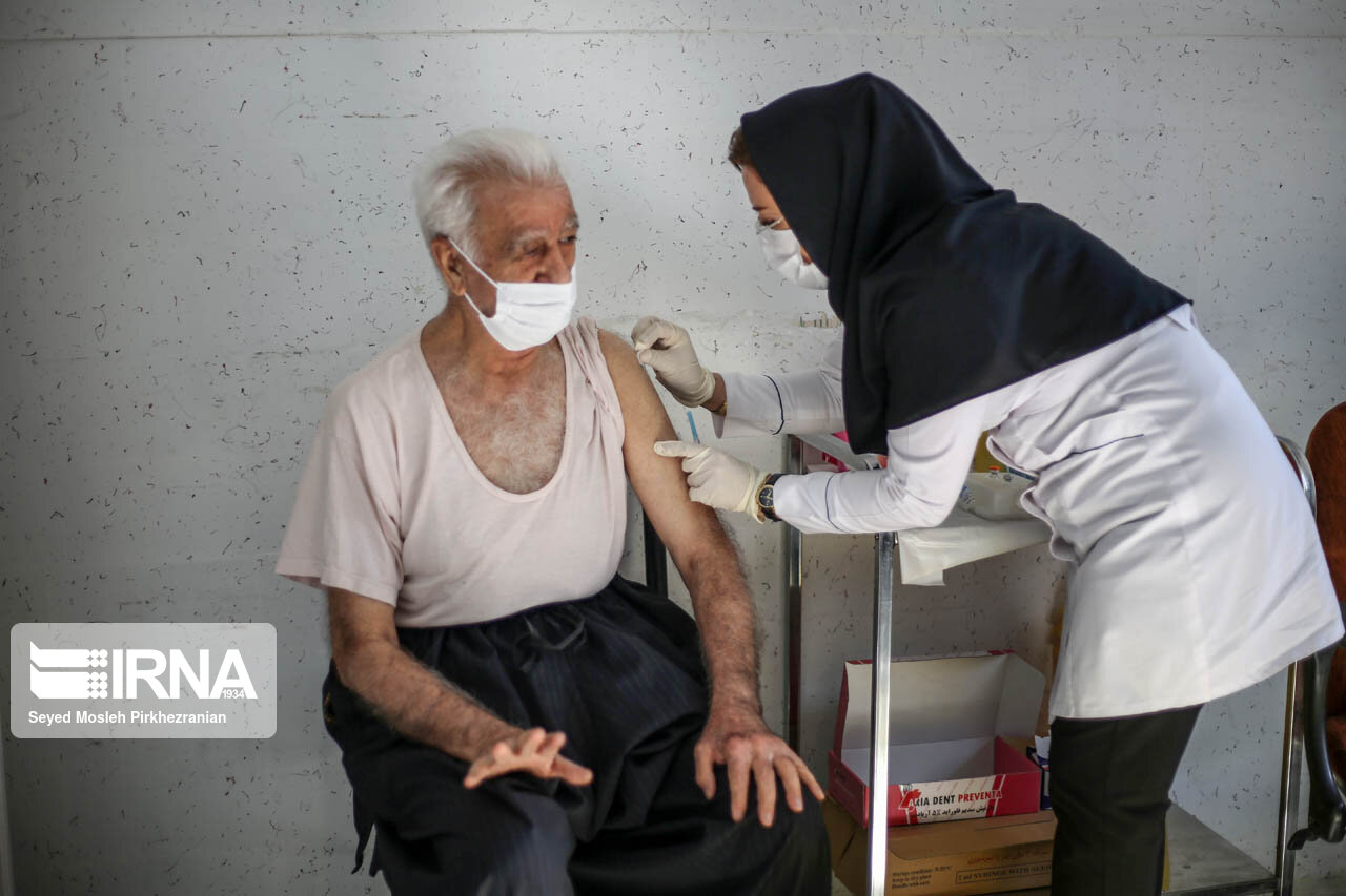 واکسیناسیون۴۶درصد از سالمندان‌بالای۸۰سال خوزستان