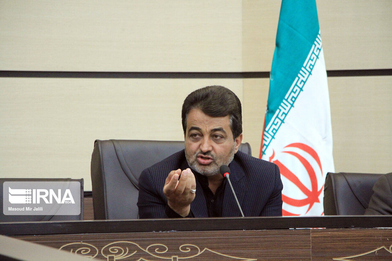 نباید از تلاش معلمان در آگاه سازی جامعه به کرونا غافل شد