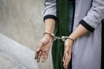 زن سارق زیورالات کودکان اهوازی در چنگال پلیس