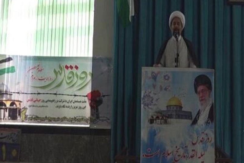 امام جمعه نیر: روز قدس یادگار امام راحل است