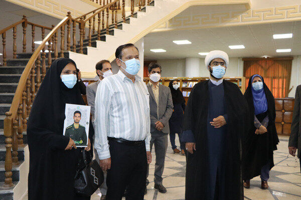 کتابخانه دانشگاه آزاد بندرعباس به نام شهید مدافع حرم نام‌گذاری شد