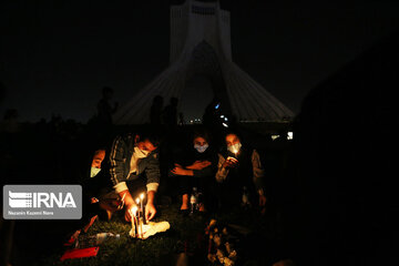 La tour Azadi s'illumine en vidéo-mapping pour rendre hommage aux martyrs afghans