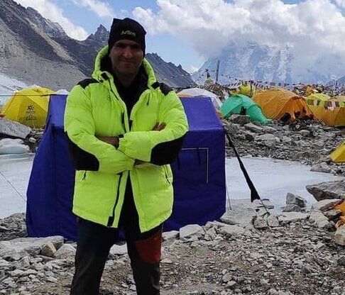 Iranian climber summits Everest