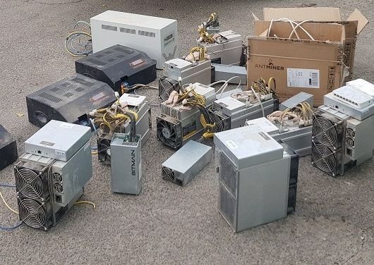 دستگاه‌های غیرمجاز استخراج ارز از شرکت تولید آبمیوه در قزوین کشف شدند