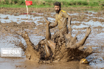 Le football dans la rizière (nord d'Iran)