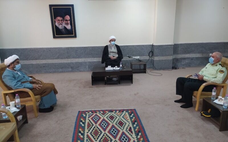 امام جمعه بوشهر: دشمنان نظام در صدد تخریب انتخابات ۱۴۰۰ هستند


