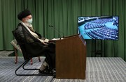 Ayetullah Hamenei: Oy vermemeyi isteyenlerin yüreği halkla birlikte değildir