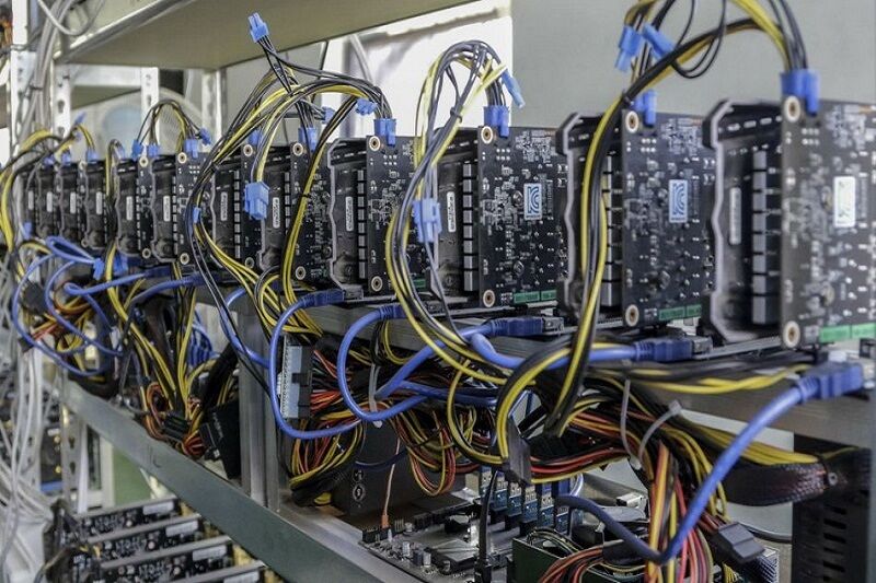 ۱۲۸ دستگاه تولید ارز دیجیتال غیرمجاز در بوکان کشف شد