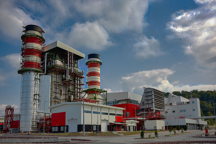 استاندار: تولید نیروگاه سیکل ترکیبی یزد معادل نیروگاه اتمی بوشهر است