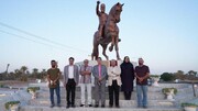 ساخت مجسمه مفاخر بافق از سوی شهرداری کار فرهنگی است