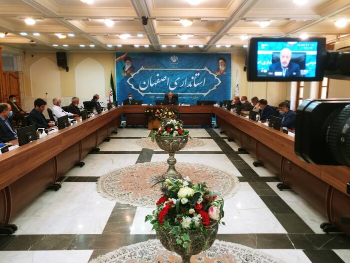 استاندار اصفهان: نقش احزاب در انتخابات، سازنده است