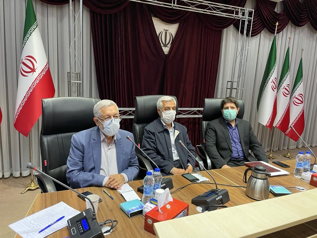 امام راحل بر حضور حداکثری مردم در پای صندوق های رای تاکید داشتند