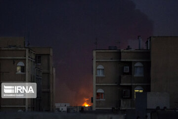 Huge fire at Tehran Oil Refinery