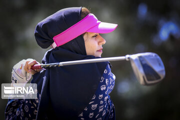 Iran : compétition nationale libre de golf féminin