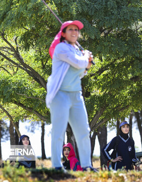 Iran : compétition nationale libre de golf féminin