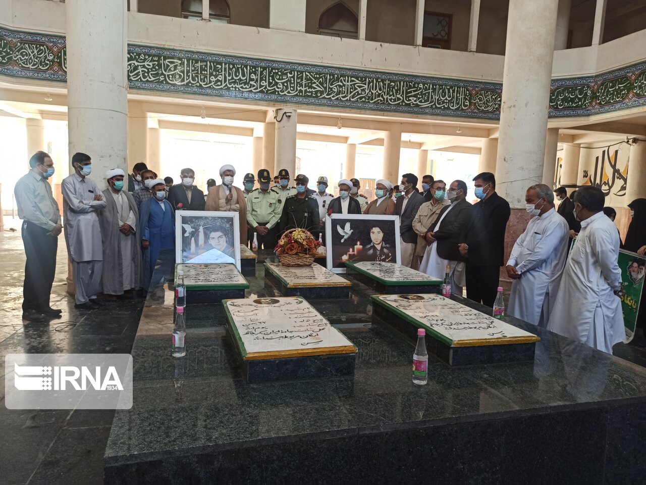 مشارکت در انتخابات توطئه‌های دشمن را خنثی می‌کند