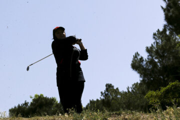 Tournement de golf féminin en Iran 