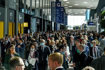 قراردادهای مجمع اقتصادی سنت پترزبورگ با ارزش ۲.۷ میلیارد دلار 