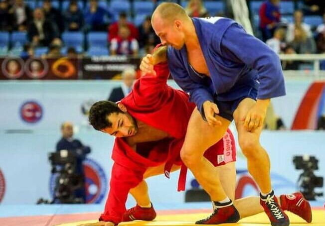 Иранец завоевал серебро на чемпионате Азии по самбо