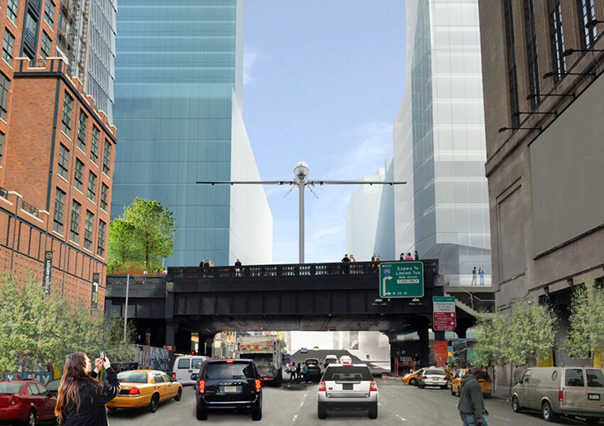 پرواز نمادین تندیس یک پهپاد بر فراز نیویورک