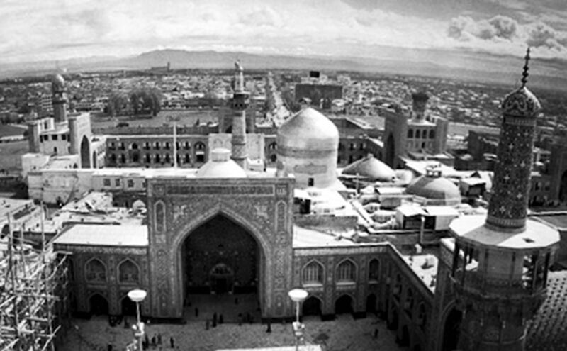 عکس‌های قاجاری حرم مطهر رضوی در موزه ملک به نمایش درمی‌آید