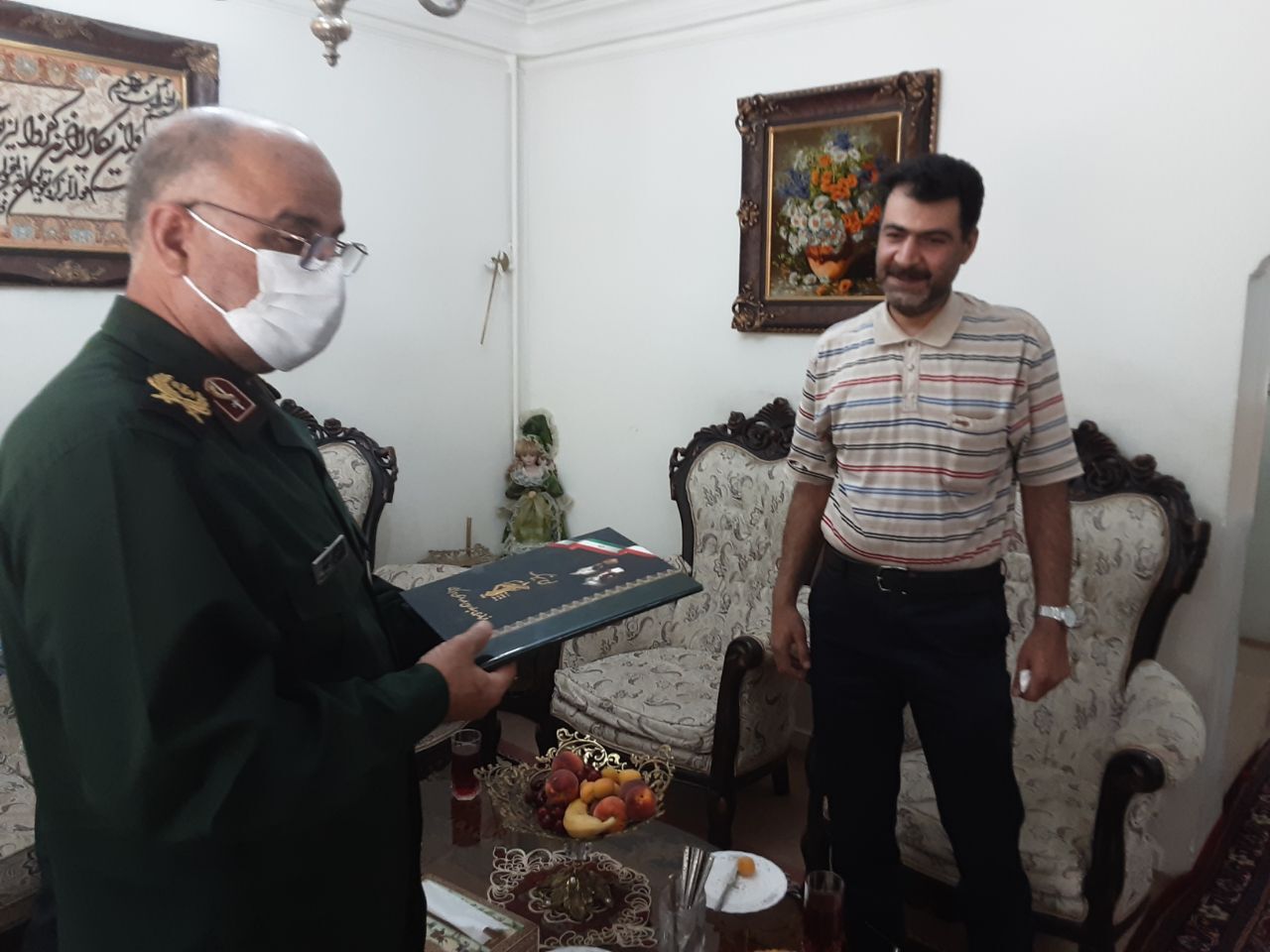 ترویج و انتقال فرهنگ شهدا به نسل آتی وظیفه آحاد جامعه است