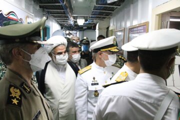 
Le destroyer Dena et le chasseur de mines Shahin rejoignent la marine iranienne



Le destroyer Dena et le chasseur de mines Shahin rejoignent la marine iranienne

