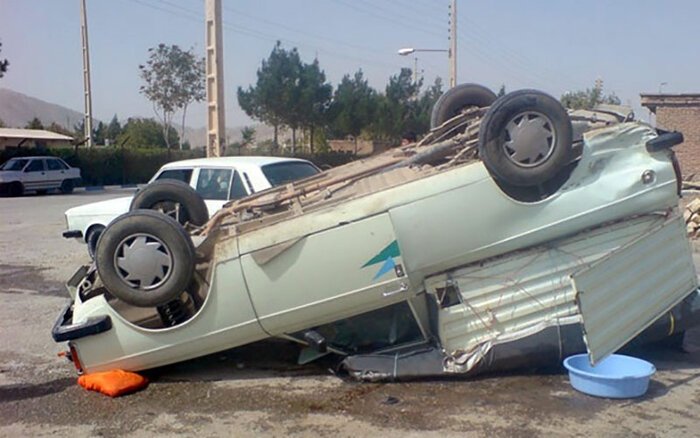 واژگونی خودرو در مراغه یک کشته و یک مجروح برجا گذاشت