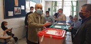 صالحی رای خود را به صندوق انداخت