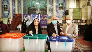نماینده مردم خوزستان در مجلس خبرگان:شرکت در انتخابات عمل صالح است