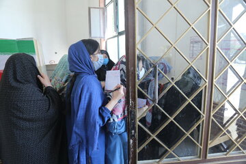 حضور پرشور مردم اردبیل در پای صندوق‌های رای