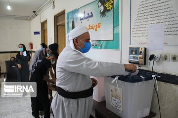 Les ethnies iraniennes participent à l’élection présidentielle