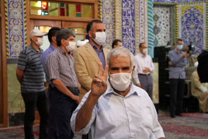 مشارکت فعال و پررنگ یزدی ها در انتخابات برای سربلندی ایران