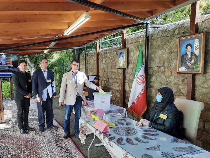 حضور پررنگ جوانان از ویژگی انتخابات ریاست‌جمهوری ایران در اروپا