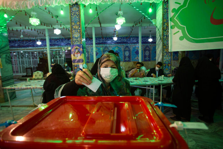 هیچکدام  شعب اخذ رای استان اصفهان با قطعی برق مواجه نشد