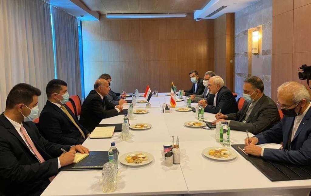 Zarif affirms Iran's readiness to develop economic cooperation with Iraq