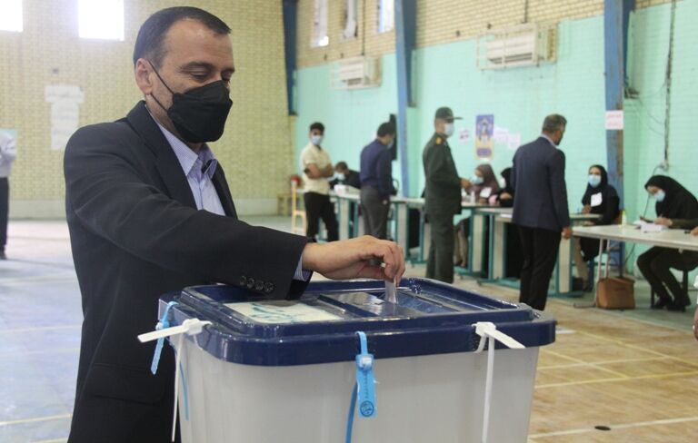 فرماندارگناوه: مشارکت حداکثری در انتخابات موجب اقتدار نظام می‌شود 