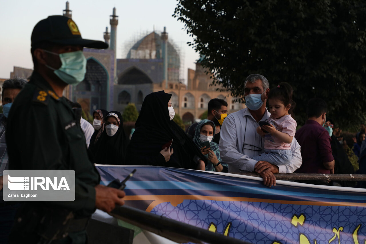 ۱۲ نفر در تاکستان به علت خرید و فروش رای بازداشت شدند